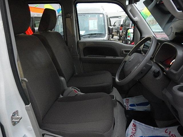 エブリイ ＪＯＩＮ　６型　４ＷＤ　モニターオーディオ　バックカメラ　バックカメラ　オートライト　Ｂｌｕｅｔｏｏｔｈ　スライドドア　プッシュスタート　シートヒーター　スズキセーフティーサポート　４ＷＤ　衝突被害軽減システム　アイドリングストップ　横滑り防止機能（11枚目）