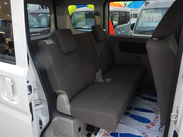 エブリイ ＪＯＩＮ　６型　４ＷＤ　モニターオーディオ　バックカメラ　バックカメラ　オートライト　Ｂｌｕｅｔｏｏｔｈ　スライドドア　プッシュスタート　シートヒーター　スズキセーフティーサポート　４ＷＤ　衝突被害軽減システム　アイドリングストップ　横滑り防止機能（12枚目）