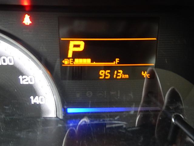 ワゴンＲ ＦＸ　４型　４ＷＤ　ＣＤオーディオ　オートライト　プッシュスタート　シートヒーター　オートエアコン　スズキセーフティーサポート　４ＷＤ　衝突被害軽減システム　アイドリングストップ　横滑り防止機能　衝突安全ボディ　盗難防止システム（14枚目）