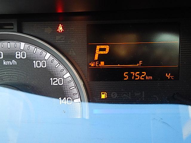 ワゴンＲ ＦＸ　４型　４ＷＤ　オーディオレス　セーフティサポート　オートライト　プッシュスタート　シートヒーター　オートエアコン　スズキセーフティーサポート　４ＷＤ　衝突被害軽減システム　アイドリングストップ　横滑り防止機能　衝突安全ボディ　盗難防止システム（13枚目）