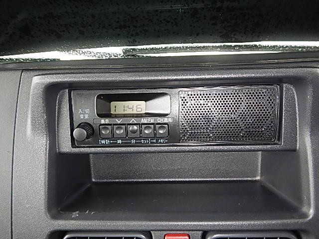 キャリイトラック 頑丈ダンプ　６型　４ＷＤ　５ＭＴシフト　パワーウインド　オートライト　スズキセーフティーサポート　４ＷＤ　盗難防止システム　衝突被害軽減システム（10枚目）