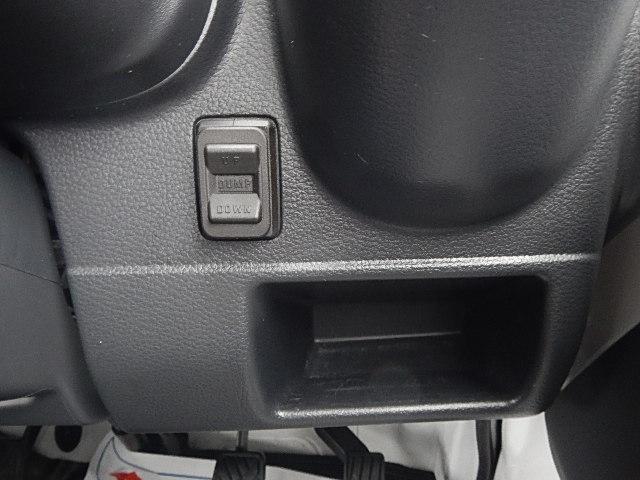 キャリイトラック 頑丈ダンプ　６型　４ＷＤ　５ＭＴシフト　パワーウインド　オートライト　スズキセーフティーサポート　４ＷＤ　盗難防止システム　衝突被害軽減システム（31枚目）