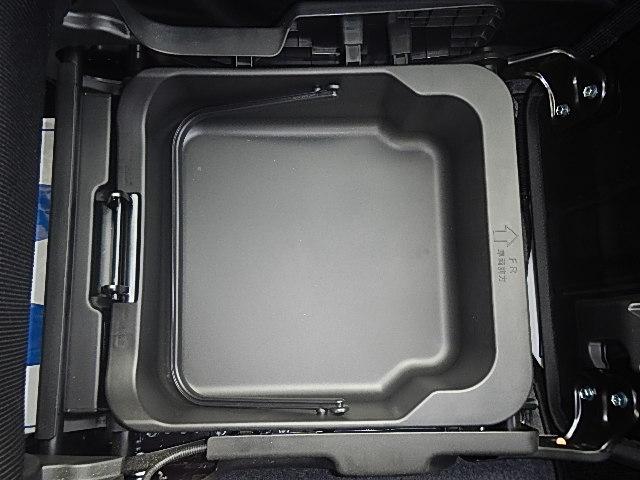 ワゴンＲ ＦＸ　４型　４ＷＤ　オーディオレス　オートライト　プッシュスタート　シートヒーター　オートエアコン　スズキセーフティーサポート　４ＷＤ　衝突被害軽減システム　アイドリングストップ　横滑り防止機能　盗難防止システム（31枚目）