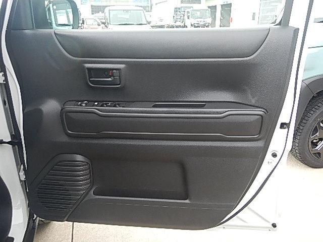 ハスラー ＨＹＢＲＩＤ　Ｇ　ＦＦ　ナビ　オートライト　Ｂｌｕｅｔｏｏｔｈ　ナビ　プッシュスタート　シートヒーター　オートエアコン　スズキセーフティーサポート　衝突被害軽減システム　アイドリングストップ　横滑り防止機能　衝突安全ボディ（40枚目）