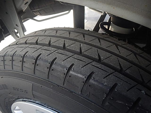 エブリイ JOIN 6型 パートタイム4WD CVT オーディオレス オートライト スライドドア プッシュスタート スズキセーフティーサポート 4WD パワーウインド(24枚目)