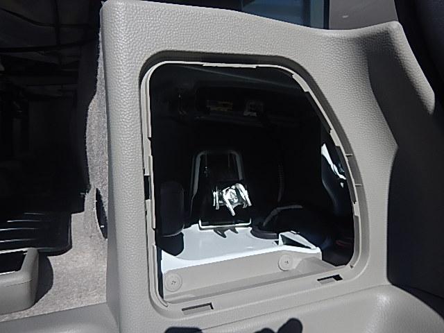 エブリイ JOIN 6型 パートタイム4WD CVT オーディオレス オートライト スライドドア プッシュスタート スズキセーフティーサポート 4WD パワーウインド(43枚目)