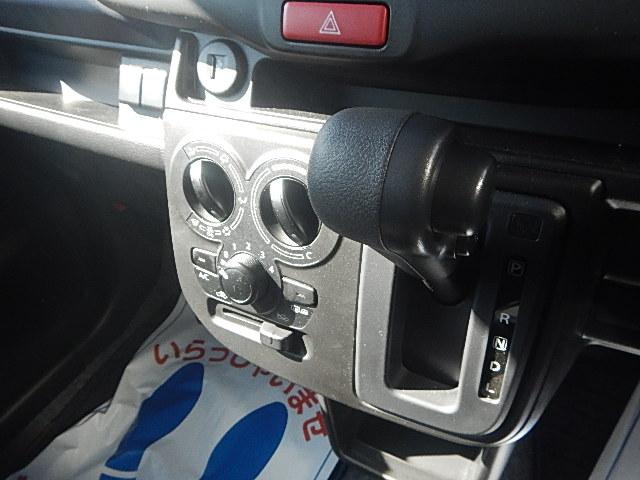 アルト ＨＹＢＲＩＤ　Ｓ　３型　４ＷＤ　全方位カメラ　オーディオレス　スズキコネクト通信機　バックカメラ　オートライト　シートヒーター　スズキセーフティーサポート　４ＷＤ　衝突被害軽減システム　アイドリングストップ　横滑り防止機能（16枚目）