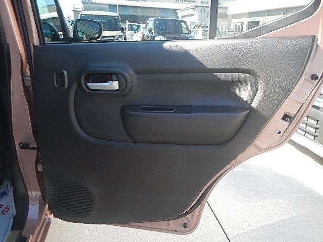 アルト ＨＹＢＲＩＤ　Ｓ　３型　４ＷＤ　全方位カメラ　オーディオレス　スズキコネクト通信機　バックカメラ　オートライト　シートヒーター　スズキセーフティーサポート　４ＷＤ　衝突被害軽減システム　アイドリングストップ　横滑り防止機能（41枚目）