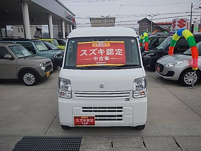 エブリイ ＰＡリミテッド　６型　　パートタイム４ＷＤ　５ＭＴシフト　キーレスキー　パワーウインド　純正ゴムマット　オートライト　スライドドア　スズキセーフティーサポート　４ＷＤ　衝突被害軽減システム　横滑り防止機能（4枚目）