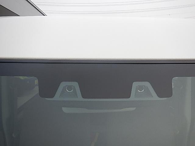 エブリイ ＰＡリミテッド　６型　　パートタイム４ＷＤ　５ＭＴシフト　キーレスキー　パワーウインド　純正ゴムマット　オートライト　スライドドア　スズキセーフティーサポート　４ＷＤ　衝突被害軽減システム　横滑り防止機能（19枚目）