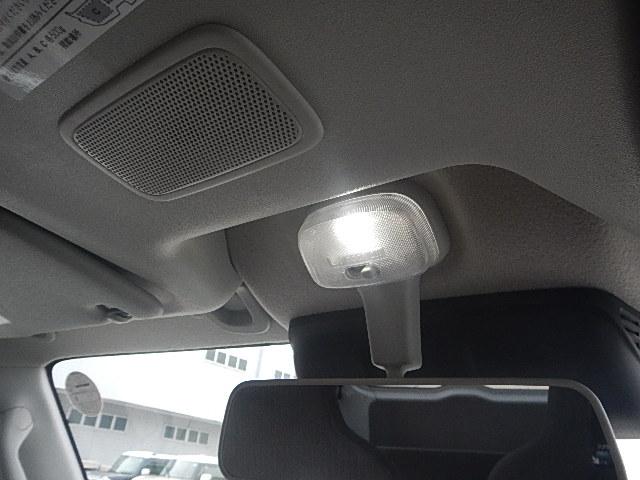 エブリイ ＰＡリミテッド　６型　　パートタイム４ＷＤ　５ＭＴシフト　キーレスキー　パワーウインド　純正ゴムマット　オートライト　スライドドア　スズキセーフティーサポート　４ＷＤ　衝突被害軽減システム　横滑り防止機能（36枚目）