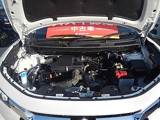 フロンクス １型　４ＷＤ　全方位カメラ　携帯電話置き型充電機能　バックカメラ　オートライト　Ｂｌｕｅｔｏｏｔｈ　純正ナビ　プッシュスタート　シートヒーター　オートエアコン　スズキセーフティーサポート　４ＷＤ　衝突被害軽減システム　　横滑り防止機能（17枚目）