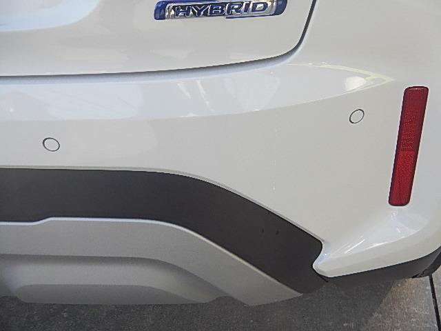 フロンクス １型　４ＷＤ　全方位カメラ　携帯電話置き型充電機能　バックカメラ　オートライト　Ｂｌｕｅｔｏｏｔｈ　純正ナビ　プッシュスタート　シートヒーター　オートエアコン　スズキセーフティーサポート　４ＷＤ　衝突被害軽減システム　　横滑り防止機能（46枚目）