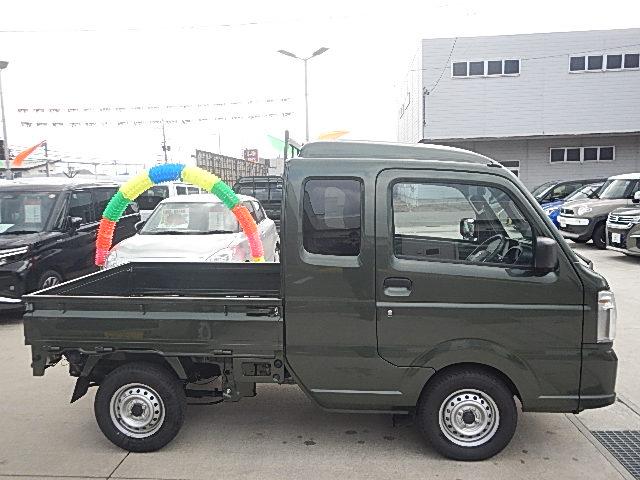 スーパーキャリイ スーパーキャリイ　Ｌ　５型　パートタイム４ＷＤ　５ＭＴシフト　オーディオレス　キーレスキー　パワーウインド　オートライト　スズキセーフティーサポート　４ＷＤ　衝突被害軽減システム（4枚目）