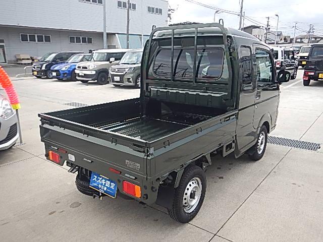 スーパーキャリイ スーパーキャリイ　Ｌ　５型　パートタイム４ＷＤ　５ＭＴシフト　オーディオレス　キーレスキー　パワーウインド　オートライト　スズキセーフティーサポート　４ＷＤ　衝突被害軽減システム（6枚目）
