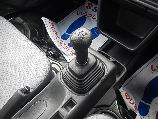 スーパーキャリイ スーパーキャリイ　Ｌ　５型　パートタイム４ＷＤ　５ＭＴシフト　オーディオレス　キーレスキー　パワーウインド　オートライト　スズキセーフティーサポート　４ＷＤ　衝突被害軽減システム（14枚目）