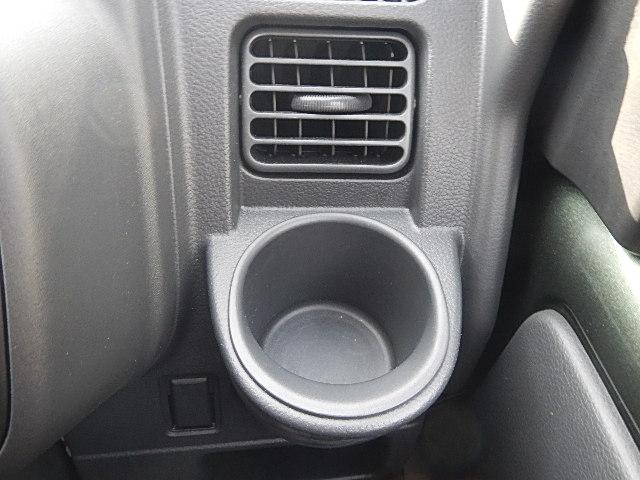 スーパーキャリイ スーパーキャリイ　Ｌ　５型　パートタイム４ＷＤ　５ＭＴシフト　オーディオレス　キーレスキー　パワーウインド　オートライト　スズキセーフティーサポート　４ＷＤ　衝突被害軽減システム（32枚目）