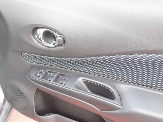 1.2 X 車線逸脱警報(15枚目)