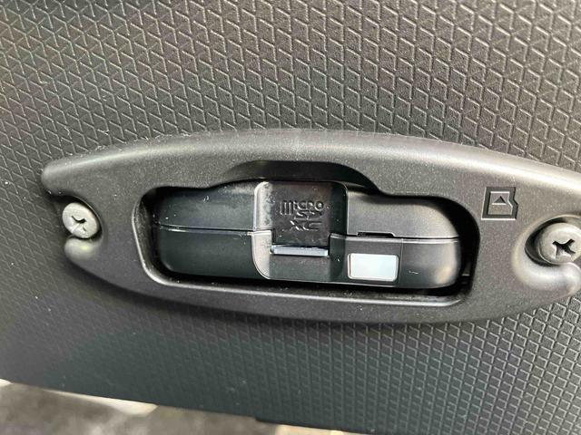 タント カスタムＲＳ　２ＷＤ　ＣＶＴ　６６０ｃｃ　ターボ　ナビ　ドラレコ　全方位モニター　両側電動スライドドア　衝突被害軽減ブレーキ　横滑り防止装置　ＡＢＳ　アイドリングストップ　プッシュボタンスタート（43枚目）