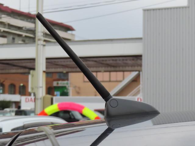 ムーヴ Ｘ　２ＷＤ　ＣＶＴ　６６０ｃｃ　運転席・助手席エアバッグ　ＡＢＳ　純正オーディオ　オートエアコン　ベンチシート　アイドリングストップ　プッシュボタンスタート　キーフリーシステム　ワンオーナー車（17枚目）