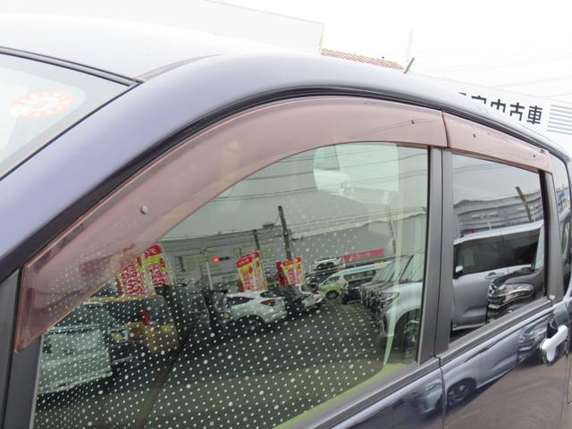 ムーヴ Ｘ　２ＷＤ　ＣＶＴ　６６０ｃｃ　運転席・助手席エアバッグ　ＡＢＳ　純正オーディオ　オートエアコン　ベンチシート　アイドリングストップ　プッシュボタンスタート　キーフリーシステム　ワンオーナー車（29枚目）