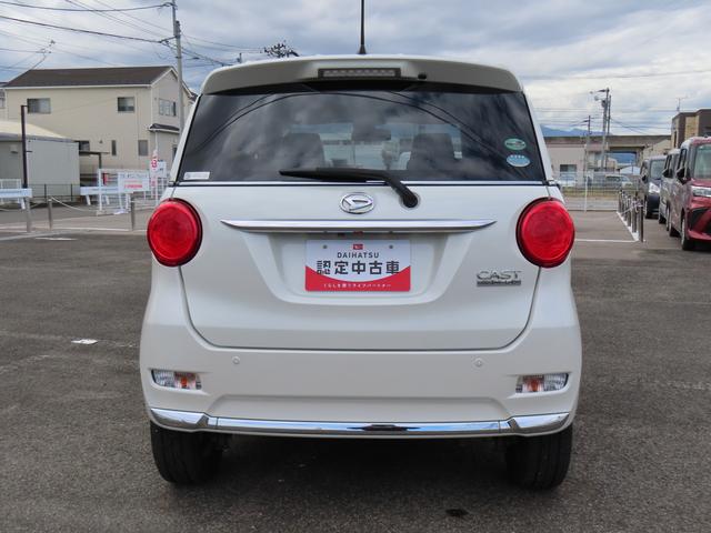 キャスト スタイルＧ　ＳＡＩＩ　４ＷＤ　ＣＶＴ　６６０ｃｃ　ナビ　衝突被害軽減ブレーキ　横滑り防止装置　ＡＢＳ　アイドリングストップ　プッシュボタンスタート　オートエアコン　ベンチシート　純正アルミホイール　ワンオーナー車（6枚目）