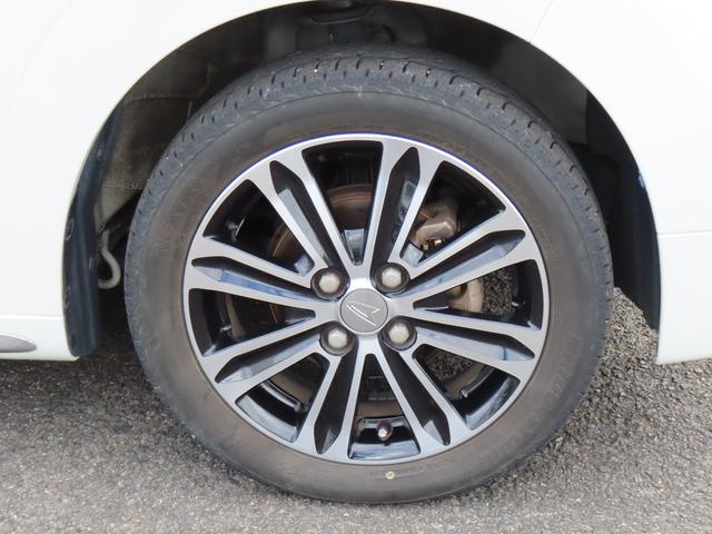 キャスト スタイルＧ　ＳＡＩＩ　４ＷＤ　ＣＶＴ　６６０ｃｃ　ナビ　衝突被害軽減ブレーキ　横滑り防止装置　ＡＢＳ　アイドリングストップ　プッシュボタンスタート　オートエアコン　ベンチシート　純正アルミホイール　ワンオーナー車（20枚目）