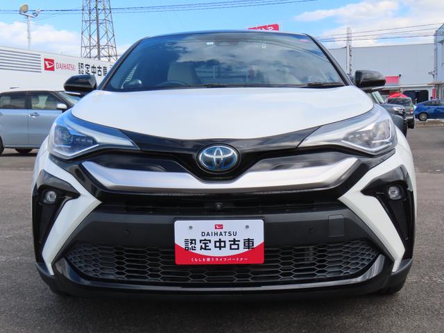 Ｃ－ＨＲ Ｇ　モード　ネロ　セーフティプラス　２ＷＤ　ＣＶＴ　１８００ｃｃ　ナビ　全方位モニター　ＥＴＣ車載器　クルーズコントロール　革巻きステアリング　衝突被害軽減ブレーキ　横滑り防止装置　ＡＢＳ　サイドエアバッグ　プッシュボタンスタート（3枚目）