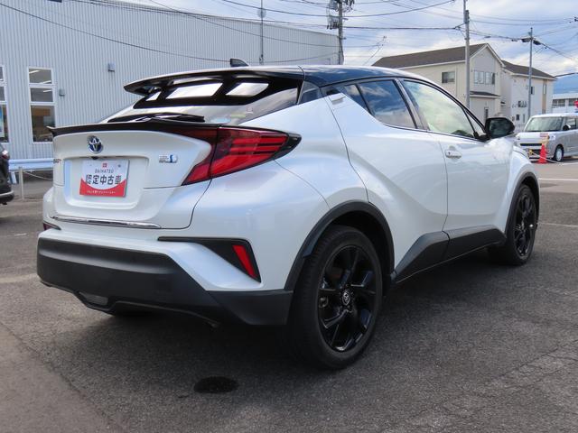 Ｃ－ＨＲ Ｇ　モード　ネロ　セーフティプラス　２ＷＤ　ＣＶＴ　１８００ｃｃ　ナビ　全方位モニター　ＥＴＣ車載器　クルーズコントロール　革巻きステアリング　衝突被害軽減ブレーキ　横滑り防止装置　ＡＢＳ　サイドエアバッグ　プッシュボタンスタート（5枚目）
