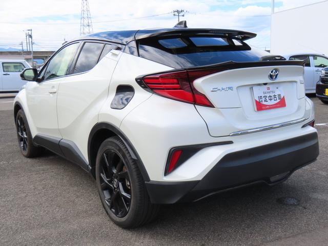 Ｃ－ＨＲ Ｇ　モード　ネロ　セーフティプラス　２ＷＤ　ＣＶＴ　１８００ｃｃ　ナビ　全方位モニター　ＥＴＣ車載器　クルーズコントロール　革巻きステアリング　衝突被害軽減ブレーキ　横滑り防止装置　ＡＢＳ　サイドエアバッグ　プッシュボタンスタート（7枚目）
