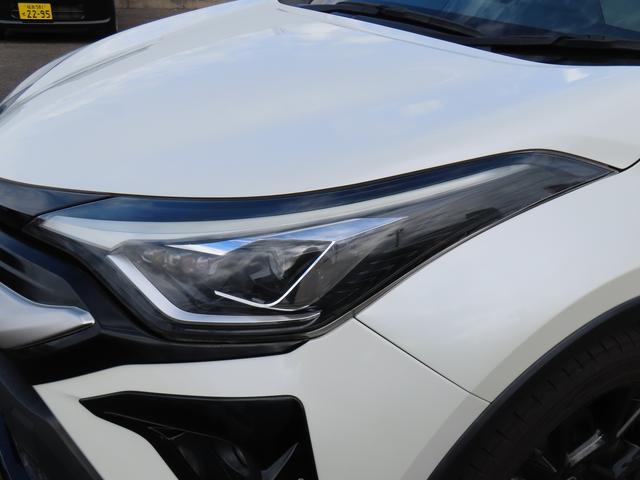 Ｃ－ＨＲ Ｇ　モード　ネロ　セーフティプラス　２ＷＤ　ＣＶＴ　１８００ｃｃ　ナビ　全方位モニター　ＥＴＣ車載器　クルーズコントロール　革巻きステアリング　衝突被害軽減ブレーキ　横滑り防止装置　ＡＢＳ　サイドエアバッグ　プッシュボタンスタート（9枚目）