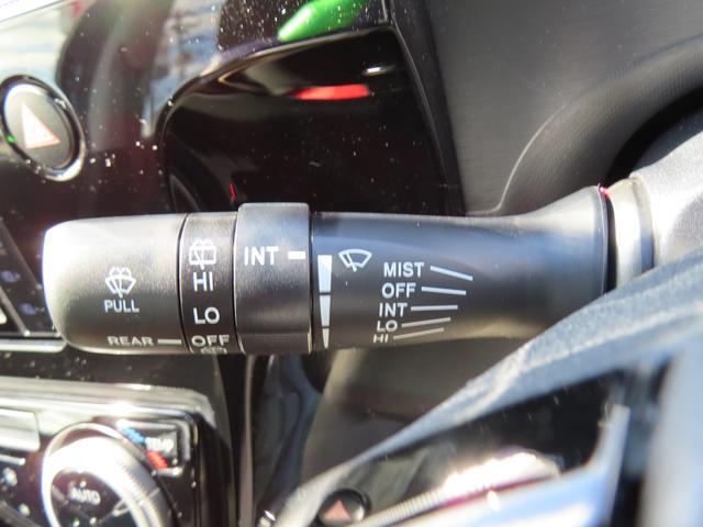 アクア Ｓスタイルブラック　２ＷＤ　ＣＶＴ　ハイブリッド　１５００ｃｃ　ドライブレコーダー　衝突被害軽減ブレーキ　横滑り防止装置　ＡＢＳ　運転席・助手席エアバッグ　ＵＶカットガラス　プッシュボタンスタート（53枚目）