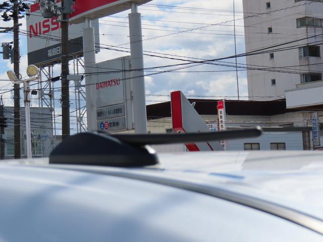 ムーヴキャンバス ストライプスＧ　４ＷＤ　ＣＶＴ　６６０ｃｃ　ナビ　両側電動スライドドア　衝突被害軽減ブレーキ　横滑り防止装置　ＡＢＳ　アイドリングストップ　プッシュボタンスタート　オートエアコン　ベンチシート　ホットカップホルダー（27枚目）