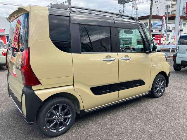 タント ファンクロス　２ＷＤ　ＣＶＴ　６６０ｃｃ　ディスプレイオーディオ　バックモニター　衝突被害軽減ブレーキ　横滑り防止装置　ＡＢＳ　サイドエアバッグ　アイドリングストップ　プッシュボタンスタート　両側電動スライドドア（17枚目）