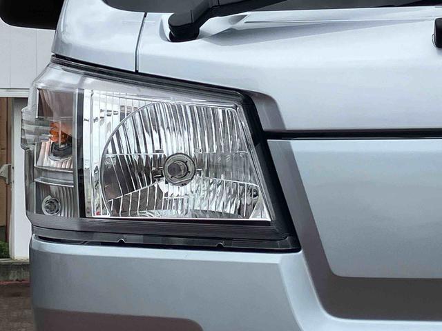 ハイゼットトラック スタンダード　農用スペシャル　４ＷＤ　ＣＶＴ　６６０ｃｃ　衝突被害軽減ブレーキ　横滑り防止装置　ＡＢＳ　運転席・助手席エアバッグ　アイドリングストップ　リヤ４枚リーフスプリング　荷台作業灯　あゆみ板掛テールゲート（28枚目）