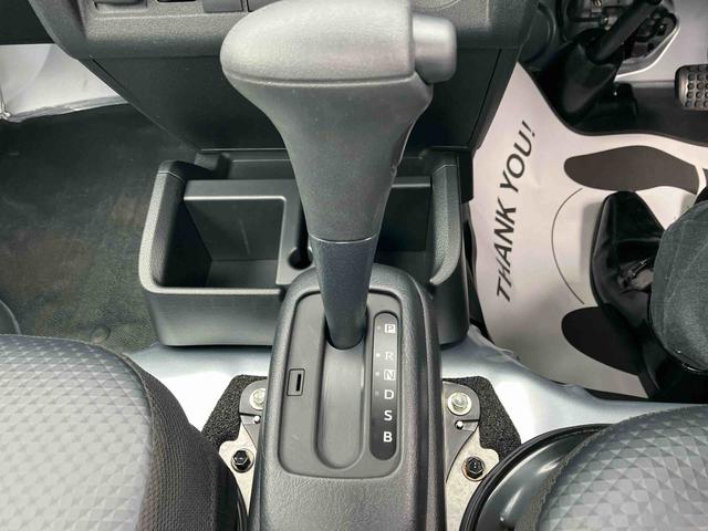 ハイゼットトラック スタンダード　農用スペシャル　４ＷＤ　ＣＶＴ　６６０ｃｃ　衝突被害軽減ブレーキ　横滑り防止装置　ＡＢＳ　運転席・助手席エアバッグ　アイドリングストップ　リヤ４枚リーフスプリング　荷台作業灯　あゆみ板掛テールゲート（61枚目）