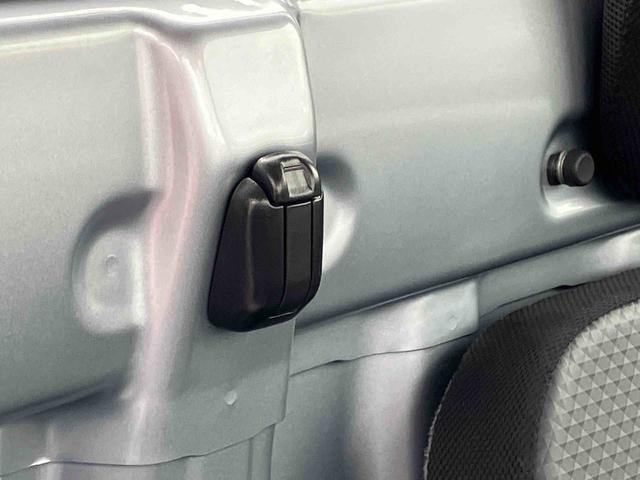 ハイゼットトラック スタンダード　農用スペシャル　４ＷＤ　ＣＶＴ　６６０ｃｃ　衝突被害軽減ブレーキ　横滑り防止装置　ＡＢＳ　運転席・助手席エアバッグ　アイドリングストップ　リヤ４枚リーフスプリング　荷台作業灯　あゆみ板掛テールゲート（73枚目）