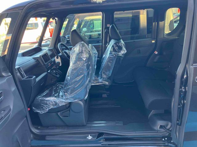 タント カスタムＸ　スマートアシスト搭載　４ＷＤ　ＣＶＴ　６６０ｃｃ　両側電動スライドドア　衝突被害軽減ブレーキ　横滑り防止装置　ＡＢＳ　アイドリングストップ　プッシュボタンスタート　オートエアコン　ベンチシート（11枚目）