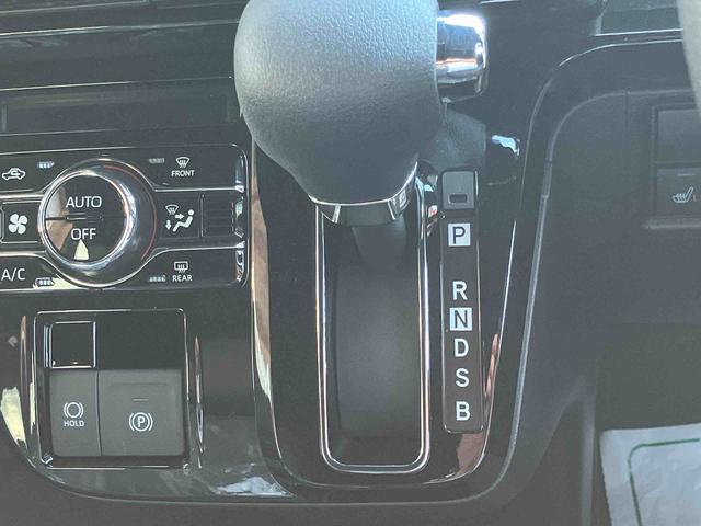 タント カスタムＸ　スマートアシスト搭載　４ＷＤ　ＣＶＴ　６６０ｃｃ　両側電動スライドドア　衝突被害軽減ブレーキ　横滑り防止装置　ＡＢＳ　アイドリングストップ　プッシュボタンスタート　オートエアコン　ベンチシート（28枚目）