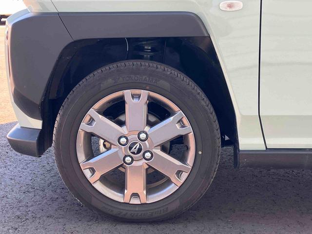 タフト Ｇターボ　ダーククロムベンチャー　２ＷＤ　ＣＶＴ　６６０ｃｃ　ナビ　ドライブレコーダー　全方位モニター　シートヒーター　衝突被害軽減ブレーキ　横滑り防止装置　ＡＢＳ　アイドリングストップ　プッシュボタンスタート　スカイフィールトップ（6枚目）