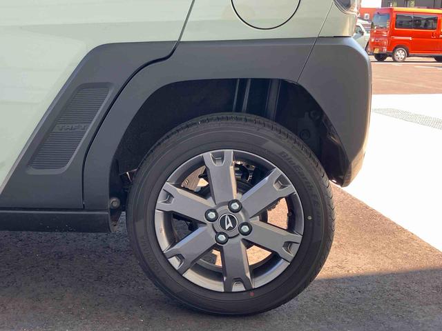 タフト Ｇターボ　ダーククロムベンチャー　２ＷＤ　ＣＶＴ　６６０ｃｃ　ナビ　ドライブレコーダー　全方位モニター　シートヒーター　衝突被害軽減ブレーキ　横滑り防止装置　ＡＢＳ　アイドリングストップ　プッシュボタンスタート　スカイフィールトップ（7枚目）