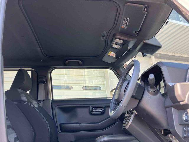 タフト Ｇターボ　ダーククロムベンチャー　２ＷＤ　ＣＶＴ　６６０ｃｃ　ナビ　ドライブレコーダー　全方位モニター　シートヒーター　衝突被害軽減ブレーキ　横滑り防止装置　ＡＢＳ　アイドリングストップ　プッシュボタンスタート　スカイフィールトップ（29枚目）