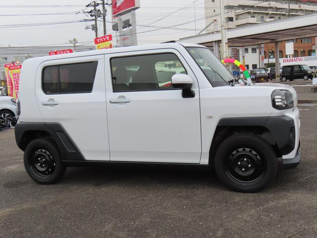 タフト Ｘ　４ＷＤ　ＣＶＴ　６６０ｃｃ　スカイフィールトップ　ナビ　全方位モニター　ＥＴＣ車載器　衝突被害軽減ブレーキ　横滑り防止装置　ＡＢＳ　アイドリングストップ　プッシュボタンスタート　車検整備付（4枚目）