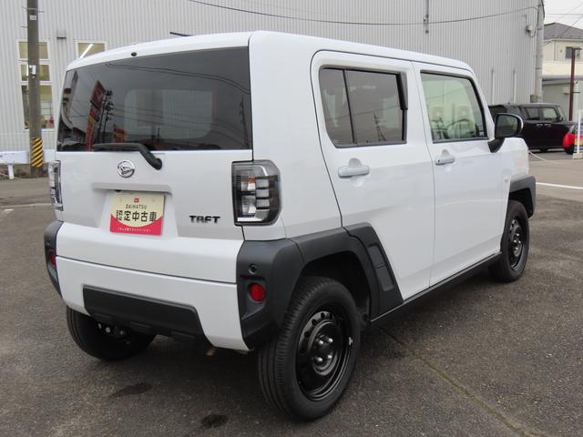 タフト Ｘ　４ＷＤ　ＣＶＴ　６６０ｃｃ　スカイフィールトップ　ナビ　全方位モニター　ＥＴＣ車載器　衝突被害軽減ブレーキ　横滑り防止装置　ＡＢＳ　アイドリングストップ　プッシュボタンスタート　車検整備付（5枚目）