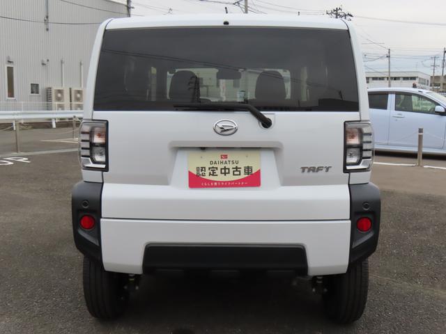 タフト Ｘ　４ＷＤ　ＣＶＴ　６６０ｃｃ　スカイフィールトップ　ナビ　全方位モニター　ＥＴＣ車載器　衝突被害軽減ブレーキ　横滑り防止装置　ＡＢＳ　アイドリングストップ　プッシュボタンスタート　車検整備付（6枚目）