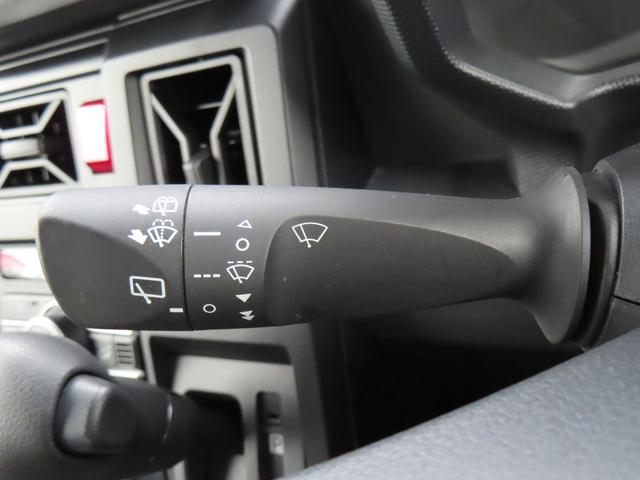 タフト Ｘ　４ＷＤ　ＣＶＴ　６６０ｃｃ　スカイフィールトップ　ナビ　全方位モニター　ＥＴＣ車載器　衝突被害軽減ブレーキ　横滑り防止装置　ＡＢＳ　アイドリングストップ　プッシュボタンスタート　車検整備付（48枚目）