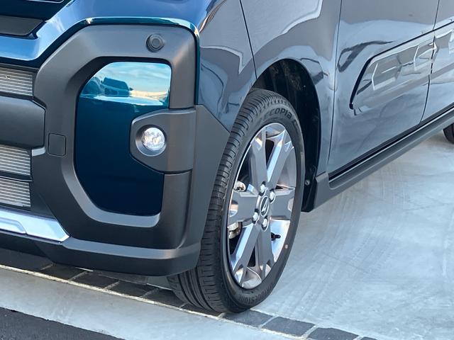 タント ファンクロスターボ 4WD CVT 660cc 両側電動スライドドア 衝突被害軽減ブレーキ 横滑り防止装置 ABS アイドリングストップ プッシュボタンスタート 前席シートヒーター ベンチシート オートエアコン(5枚目)