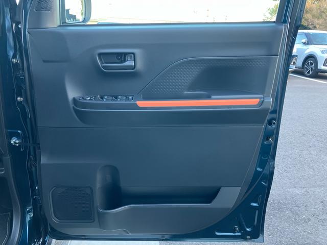 タント ファンクロスターボ 4WD CVT 660cc 両側電動スライドドア 衝突被害軽減ブレーキ 横滑り防止装置 ABS アイドリングストップ プッシュボタンスタート 前席シートヒーター ベンチシート オートエアコン(45枚目)