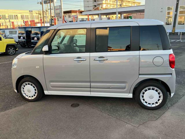 ムーヴキャンバス ストライプスＧ　２ＷＤ　ＣＶＴ　６６０ｃｃ　衝突被害軽減ブレーキ　横滑り防止装置　ＡＢＳ　アイドリングストップ　プッシュボタンスタート　両側電動スライドドア　ディスプレイオーディオ　バックモニター　シートヒーター（8枚目）