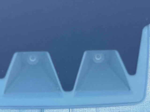 ムーヴキャンバス ストライプスＧ　２ＷＤ　ＣＶＴ　６６０ｃｃ　衝突被害軽減ブレーキ　横滑り防止装置　ＡＢＳ　アイドリングストップ　プッシュボタンスタート　両側電動スライドドア　ディスプレイオーディオ　バックモニター　シートヒーター（30枚目）